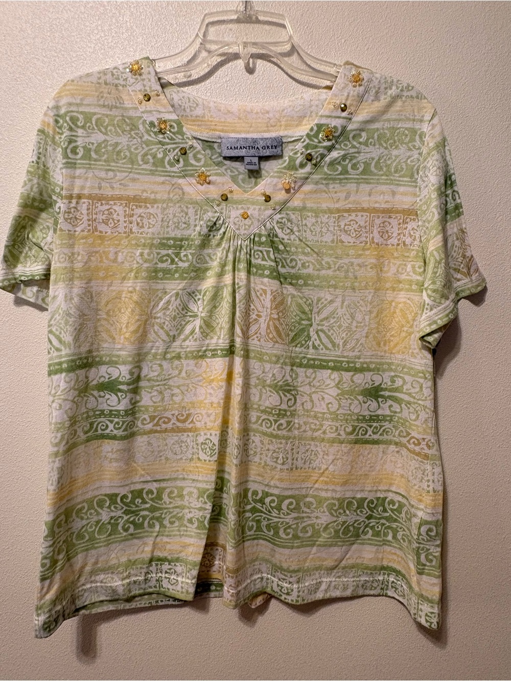 Samantha Grey Short Sleeve V-Neck Tee in Green & Yellow